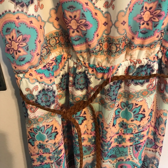 Dress - Picture 2 of 7